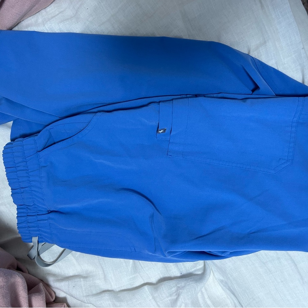 Figs jogger size large tall